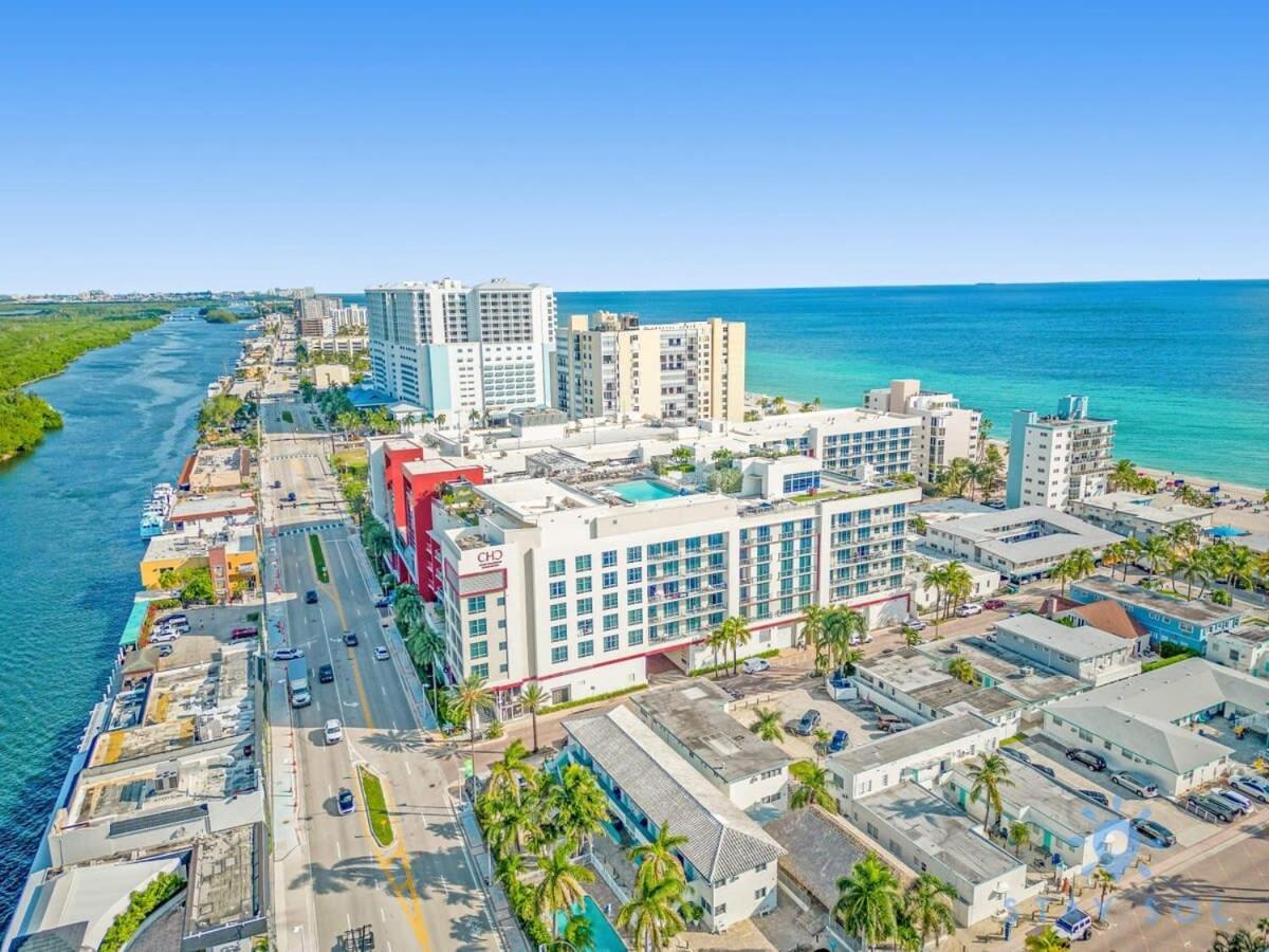 Rooftop Pool - Balcony - Hollywood Beach Broad - Walk Dış mekan fotoğraf