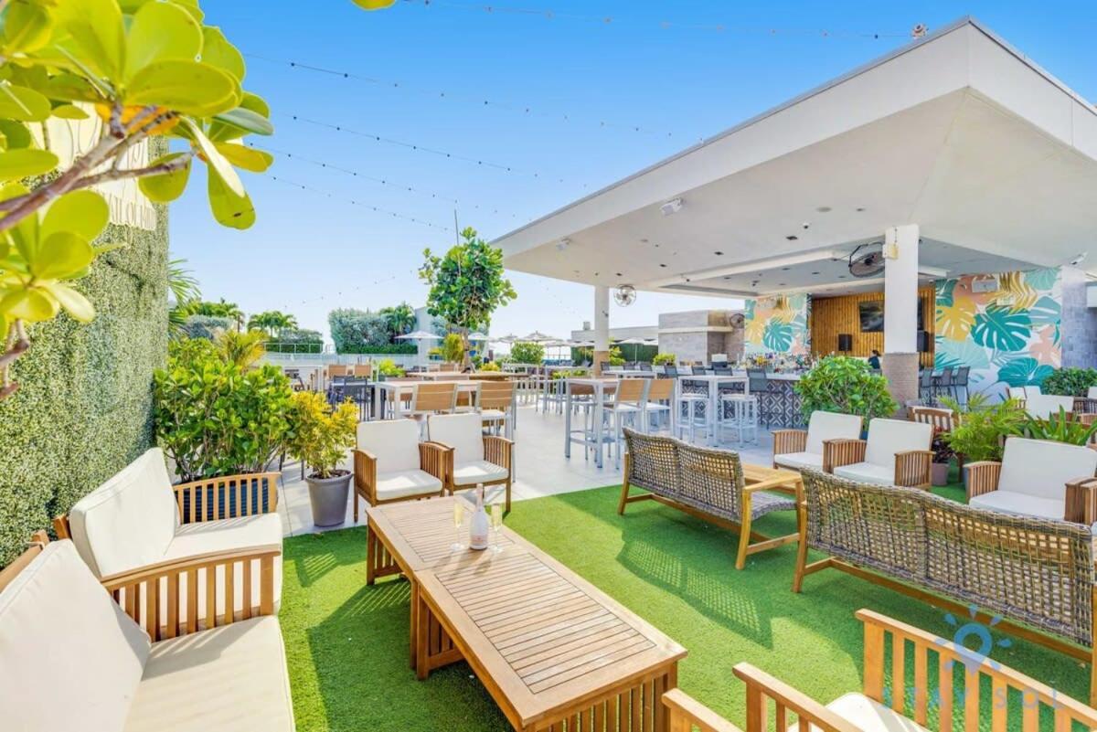 Rooftop Pool - Balcony - Hollywood Beach Broad - Walk Dış mekan fotoğraf