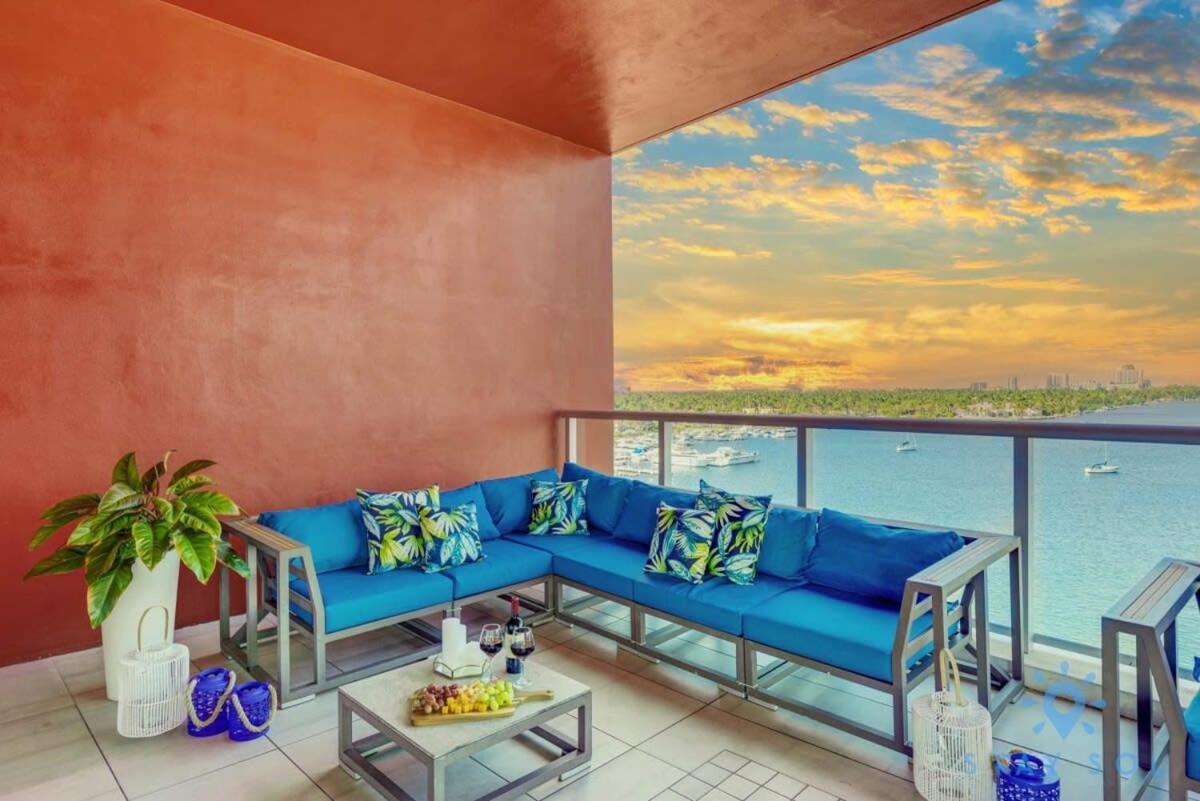 Rooftop Pool - Balcony - Hollywood Beach Broad - Walk Dış mekan fotoğraf