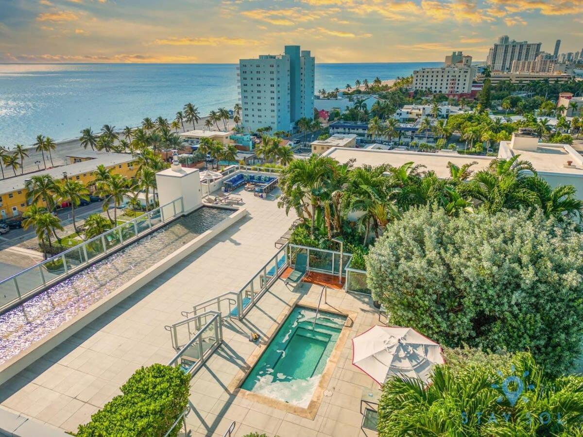Rooftop Pool - Balcony - Hollywood Beach Broad - Walk Dış mekan fotoğraf