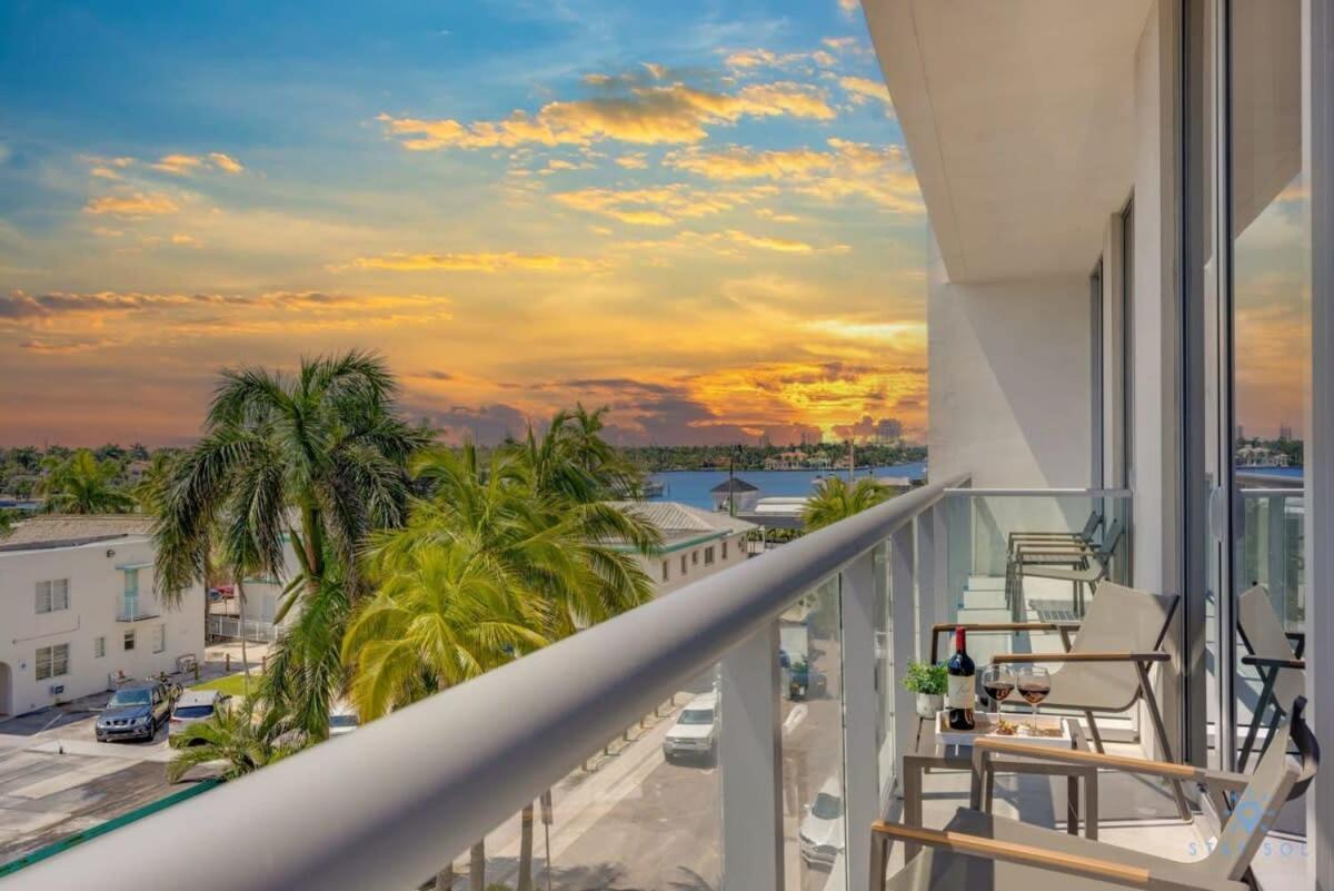 Rooftop Pool - Balcony - Hollywood Beach Broad - Walk Dış mekan fotoğraf